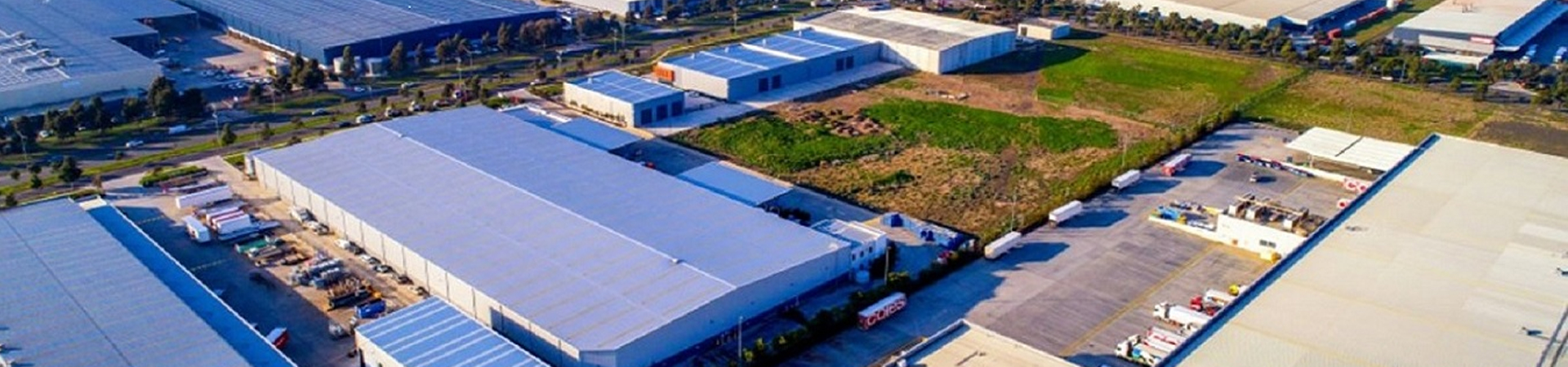 Chiller Free | Park Access | Vacant Gallery Image